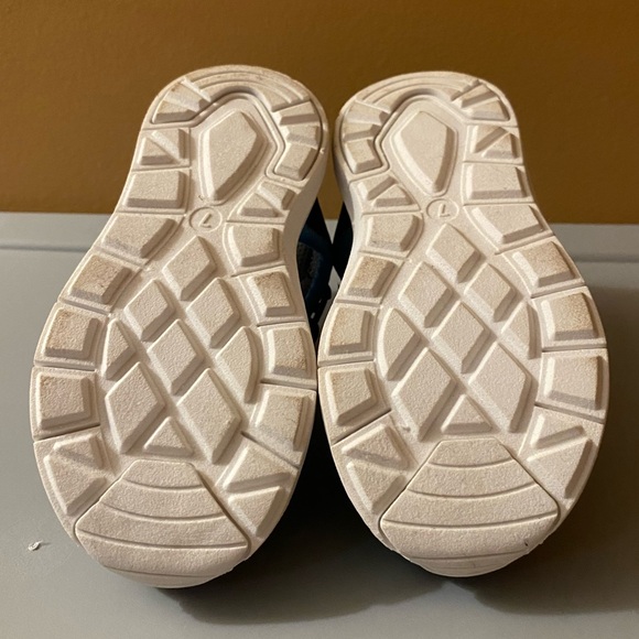 Stride Rite Sandals - Picture 4 of 5